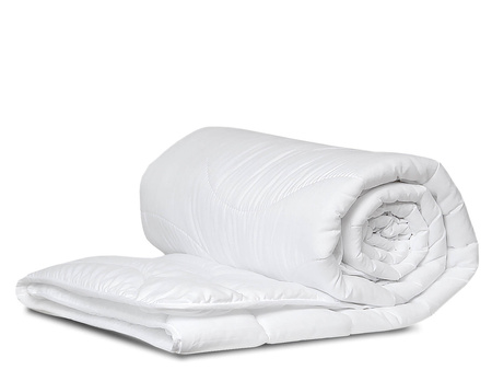 Hotelová prikrývka Premium z francúzskeho mikrovlákna 180x200
